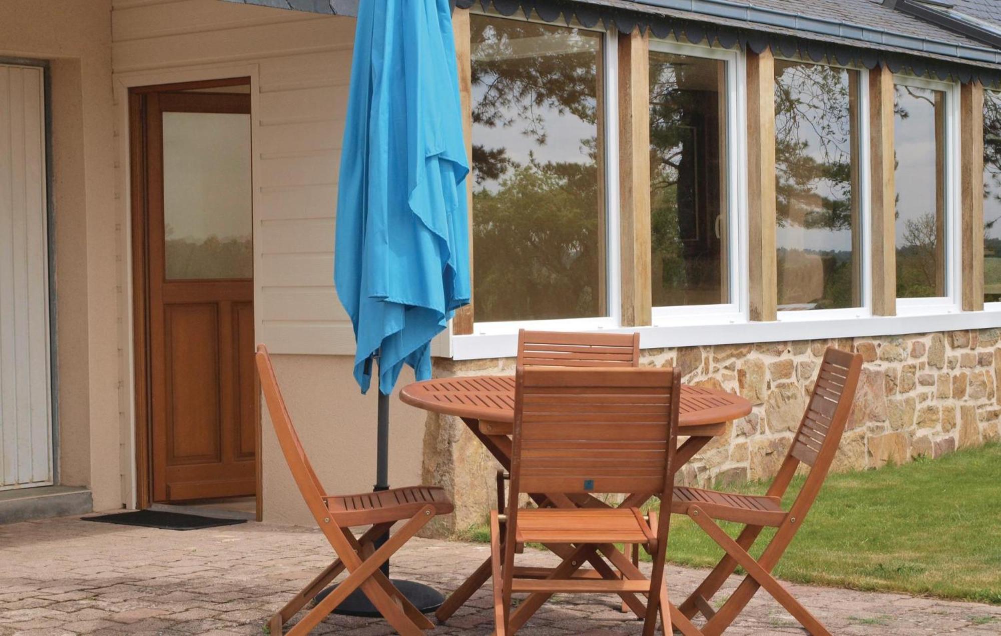 2 Bedroom Awesome Home In Mantallot Exterior photo